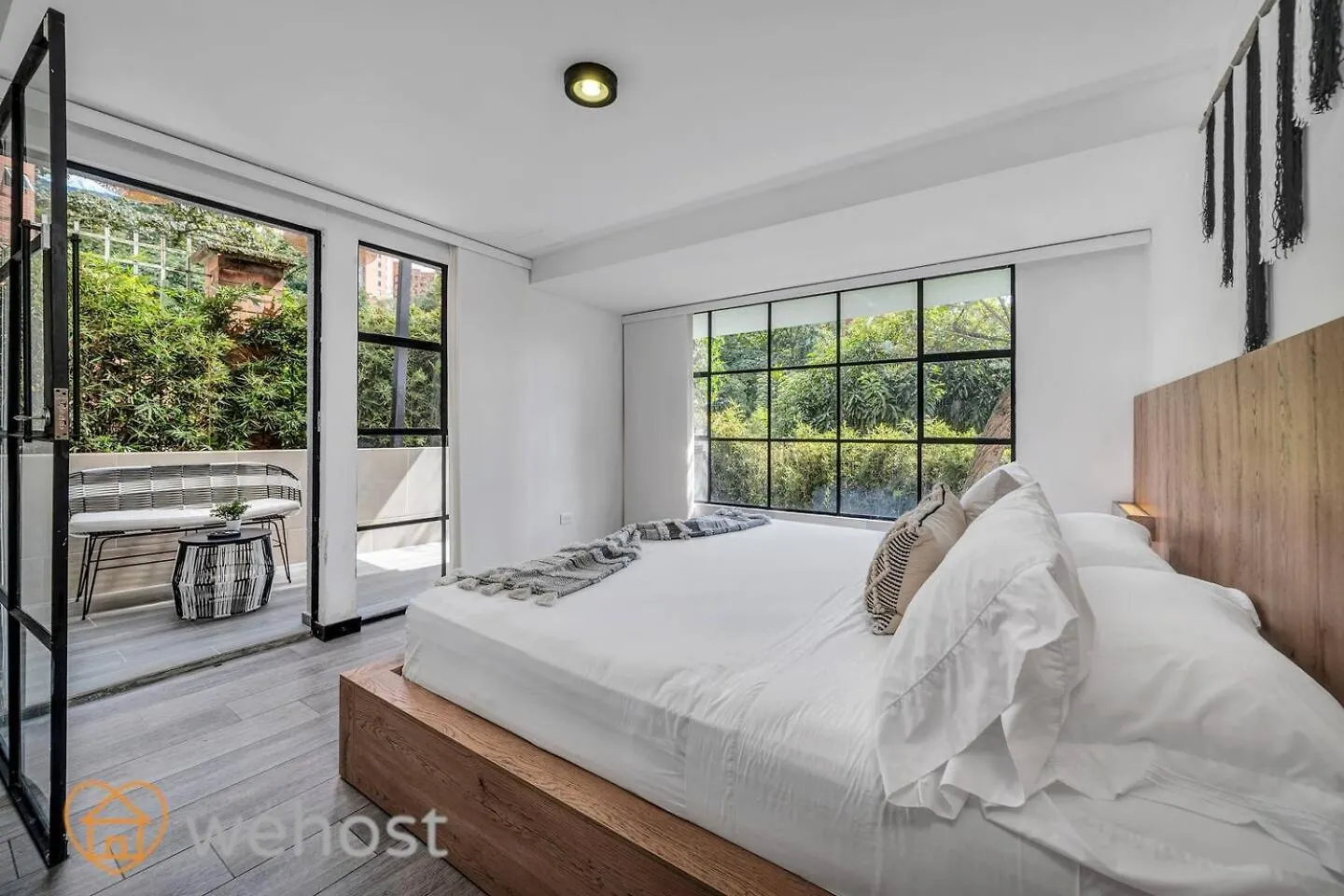 Apartment Japandi Style House 3 Bedroom & Bathtub Medellin