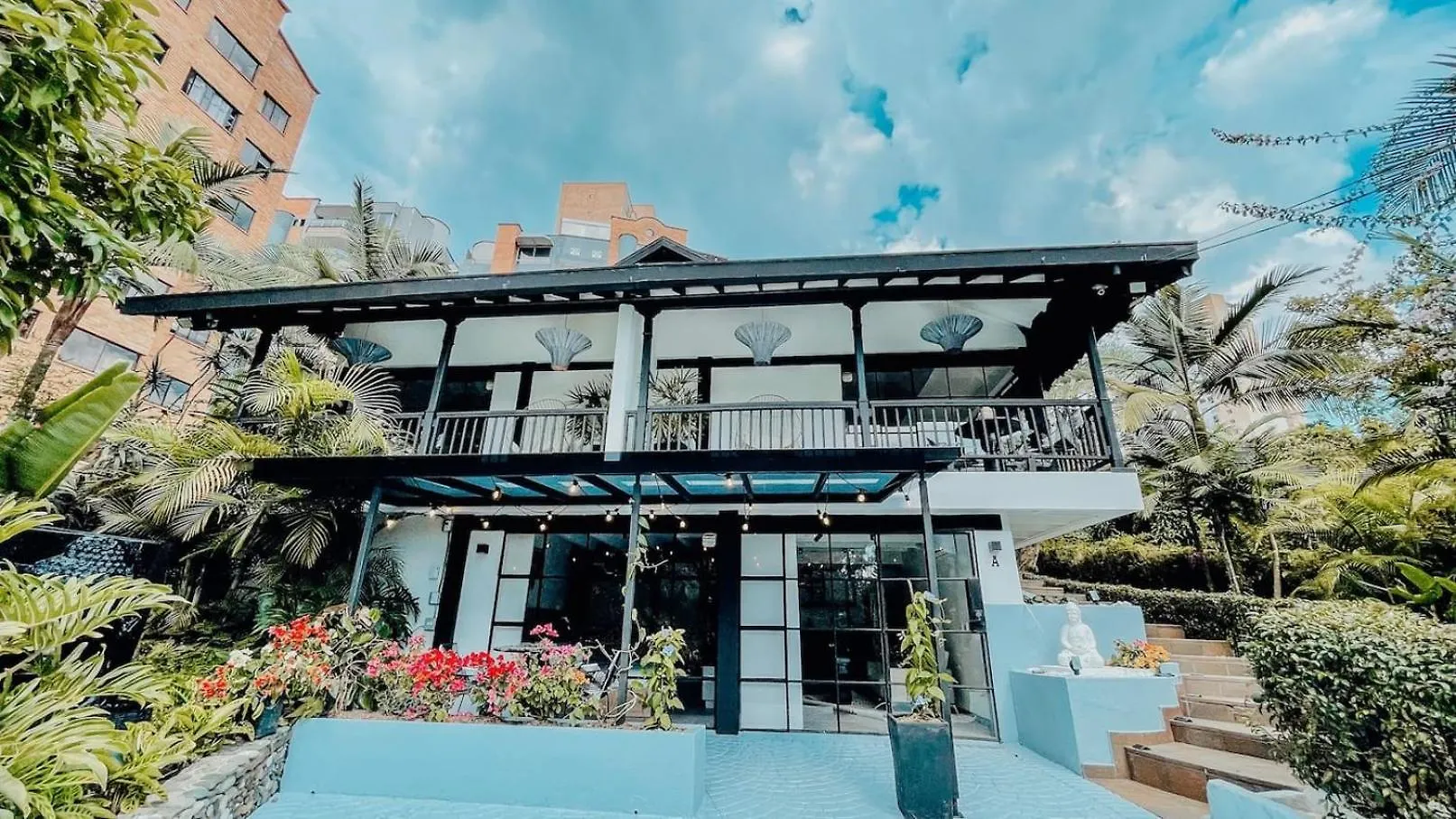 Apartment Japandi Style House 3 Bedroom & Bathtub Medellin