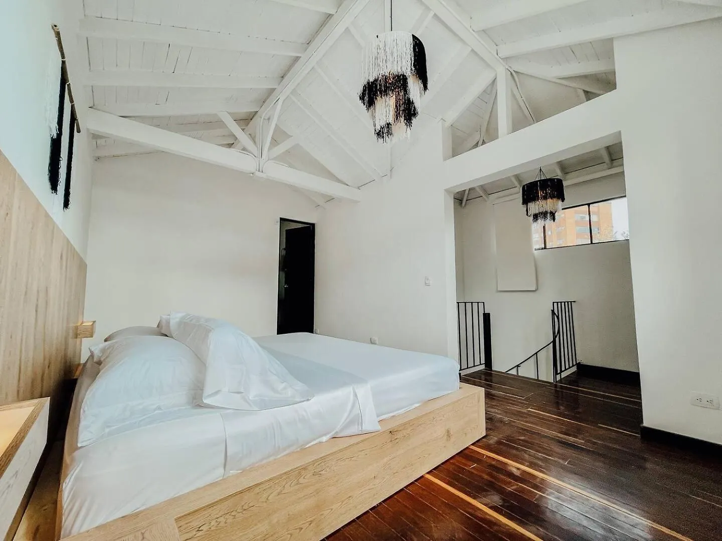 Apartment Japandi Style House 3 Bedroom & Bathtub Medellin