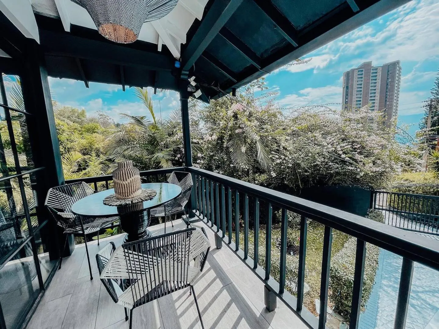 Apartment Japandi Style House 3 Bedroom & Bathtub Medellin