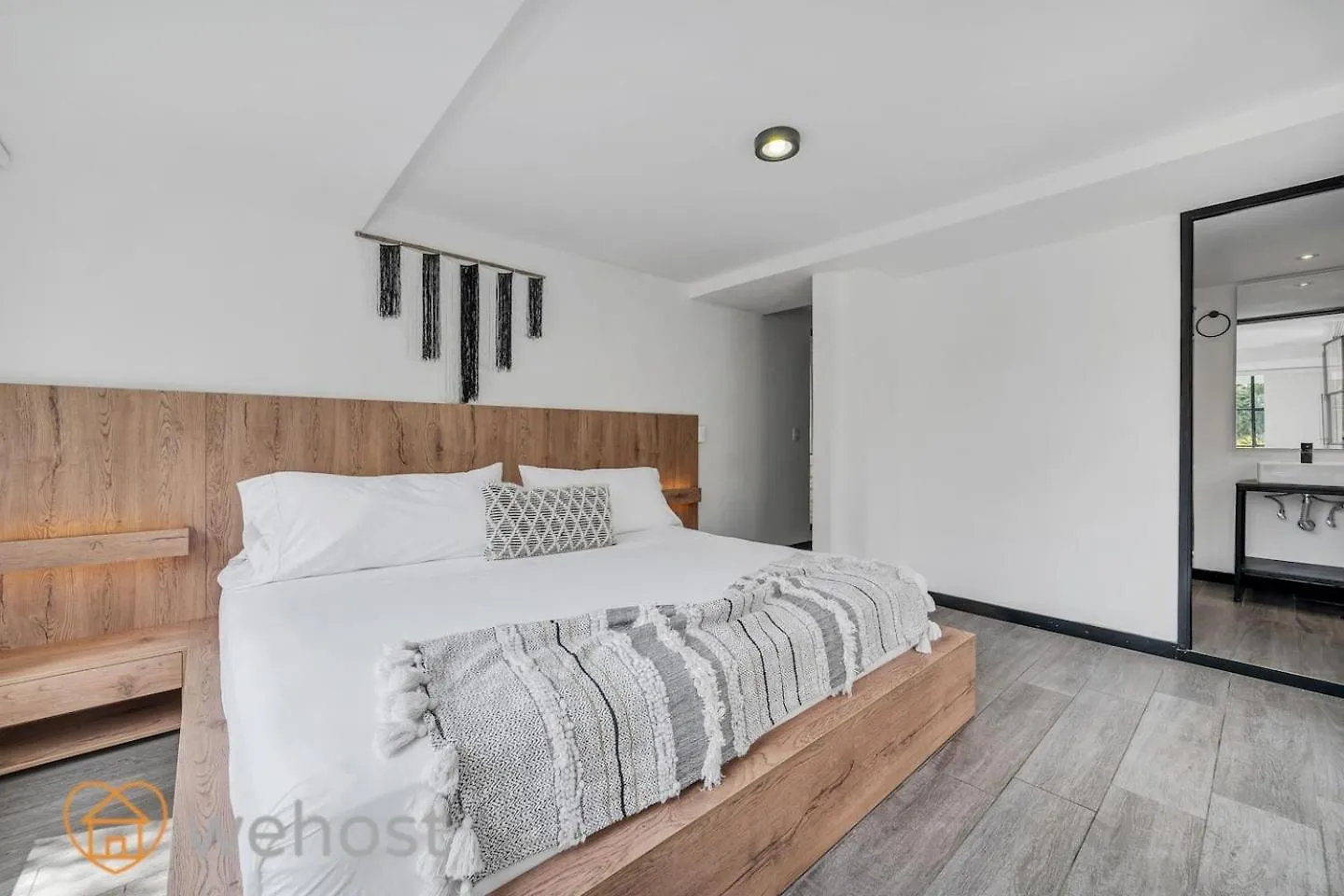 Japandi Style House 3 Bedroom & Bathtub Medellin 0*,  Colombia